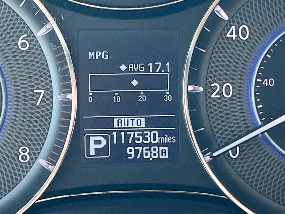 2016 Infiniti QX80 - Image 12 of 31