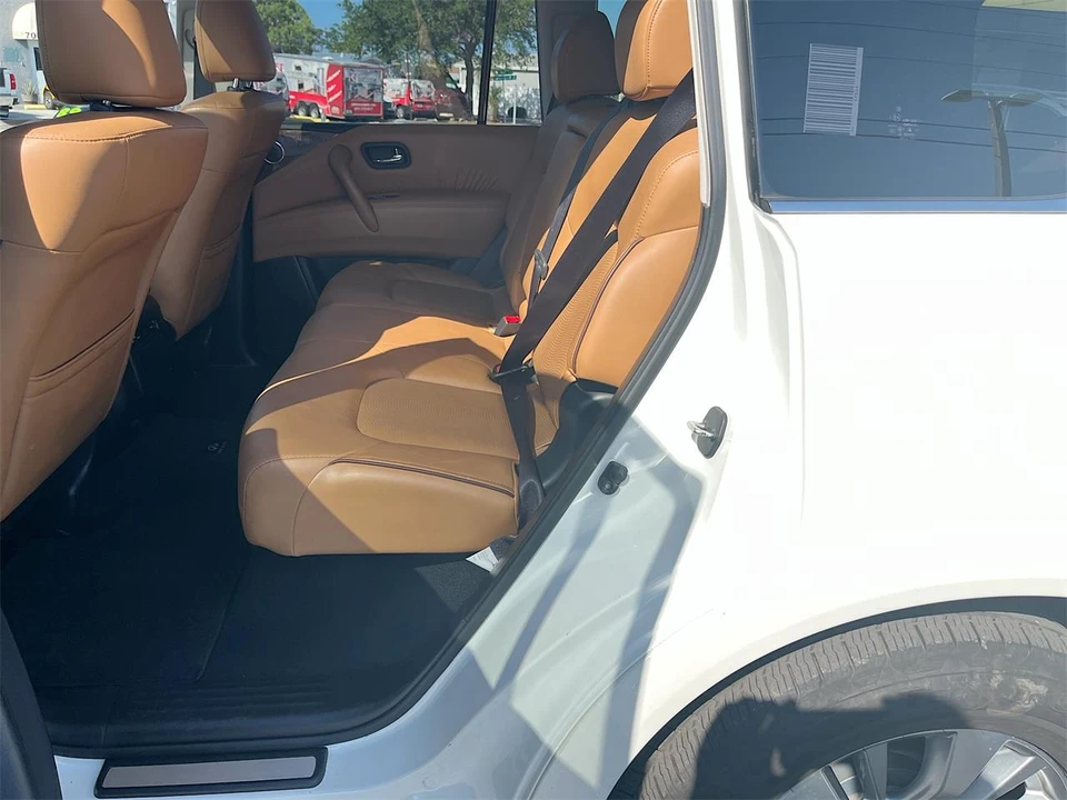 2016 Infiniti QX80 - Image 25 of 31