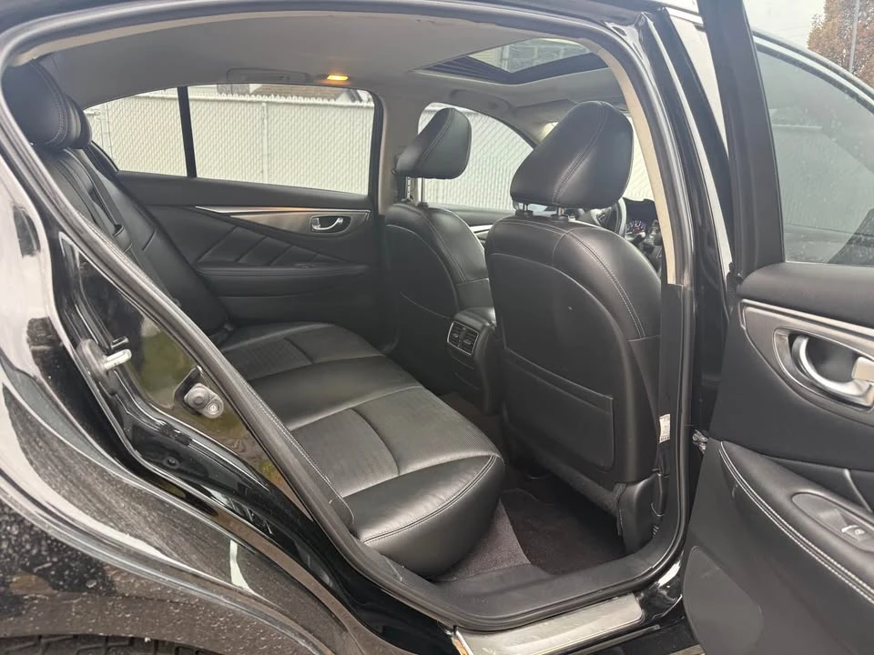 2016 Infiniti Q50 - Image 9 of 18