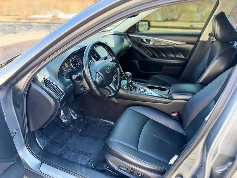 2016 Infiniti Q50 - Image 10 of 20