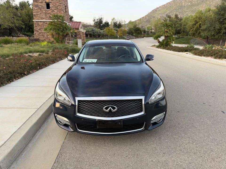 2016 Infiniti M/Q70 4th Gen - Image 2 of 17