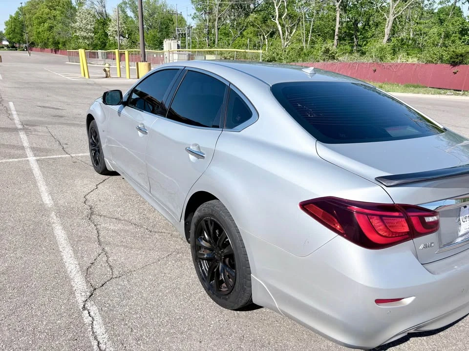 2016 Infiniti M/Q70 4th Gen - Image 3 of 10