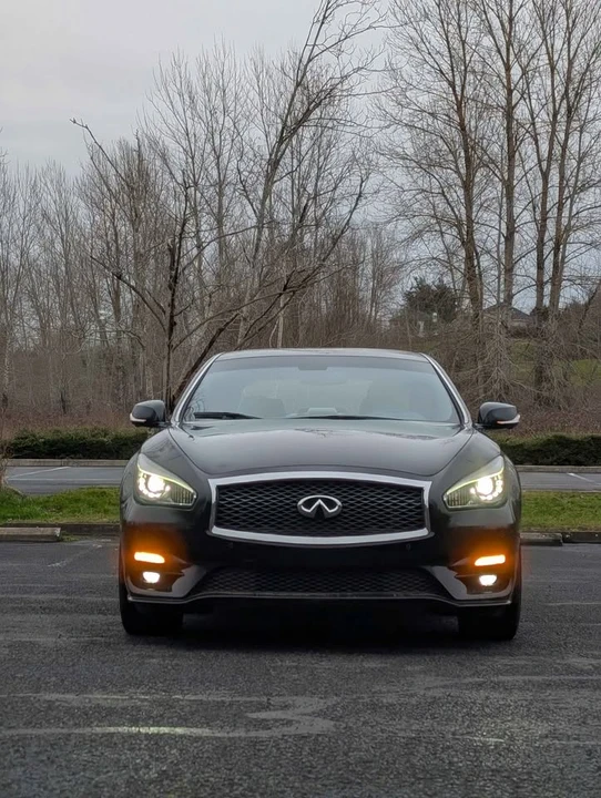 2016 Infiniti M/Q70 4th Gen - Image 2 of 19
