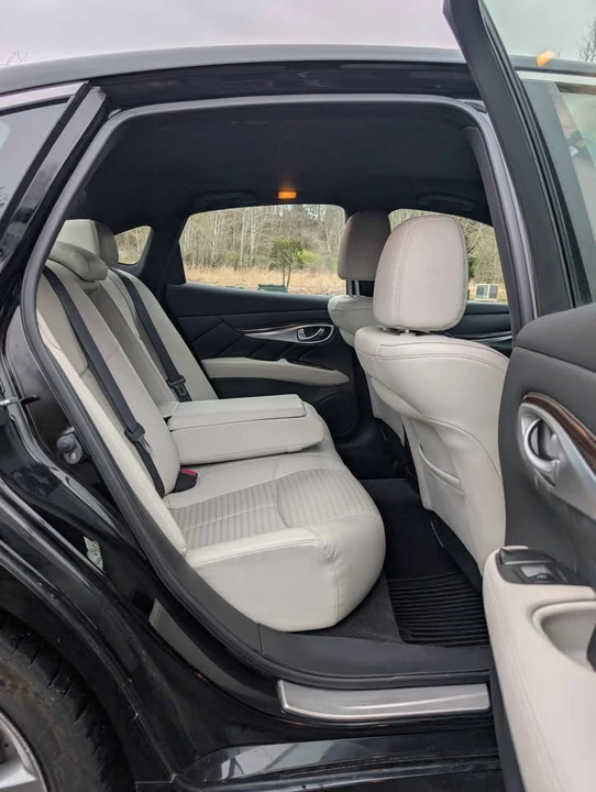 2016 Infiniti M/Q70 4th Gen - Image 8 of 19