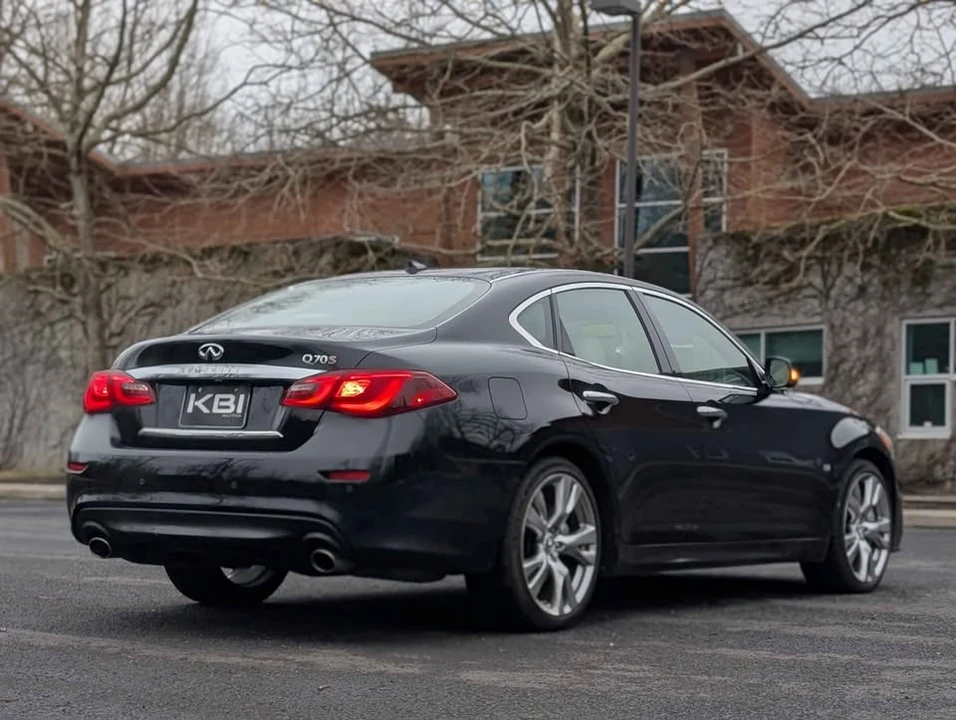 2016 Infiniti M/Q70 4th Gen - Image 5 of 19