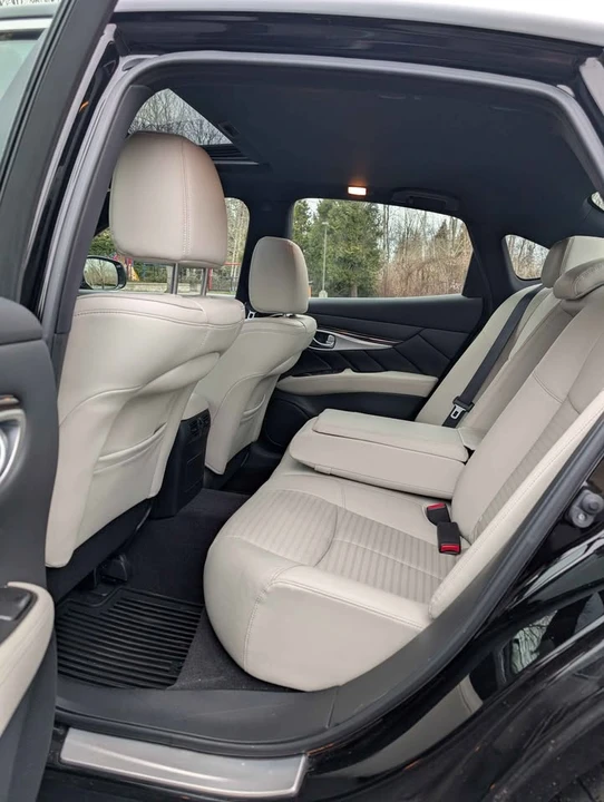2016 Infiniti M/Q70 4th Gen - Image 10 of 19
