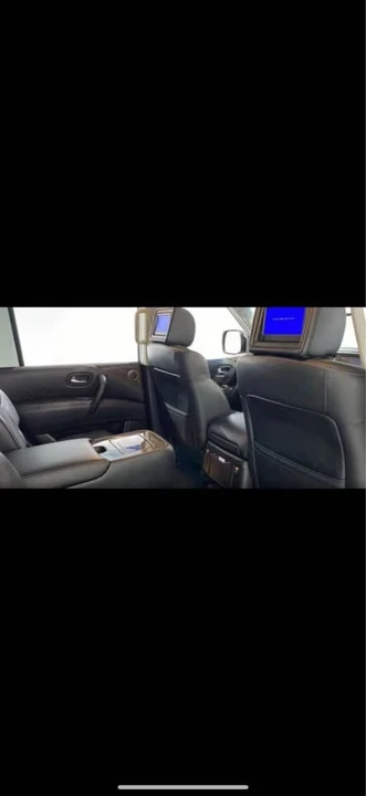 2016 Infiniti QX80 - Image 2 of 6