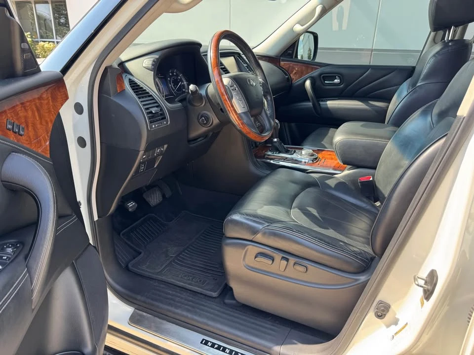 2016 Infiniti QX80 - Image 11 of 15