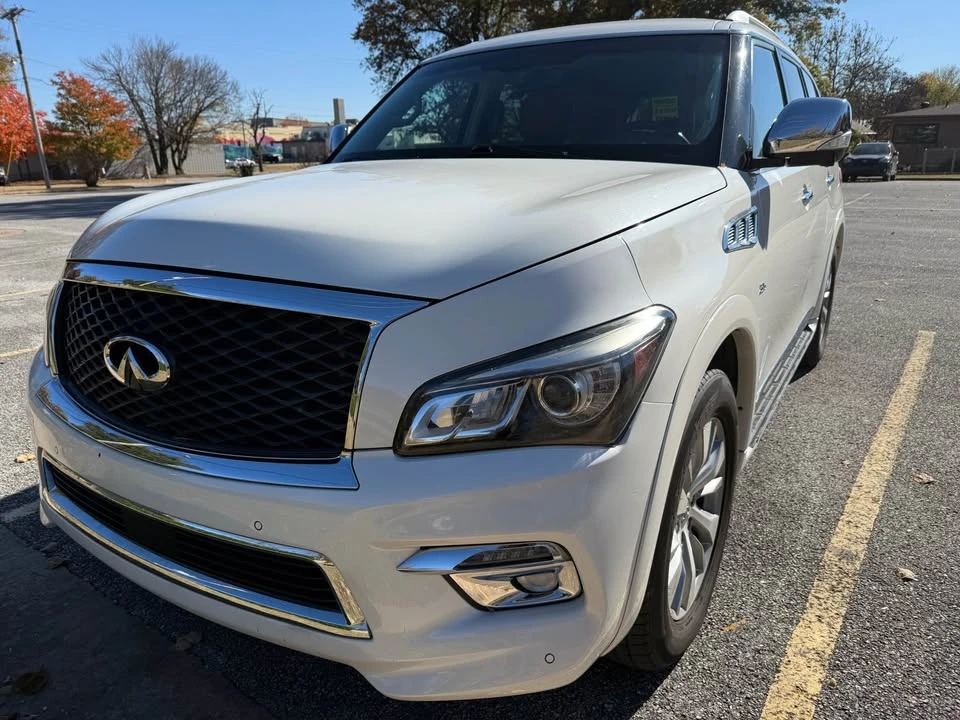 2016 Infiniti QX80 - Image 2 of 17