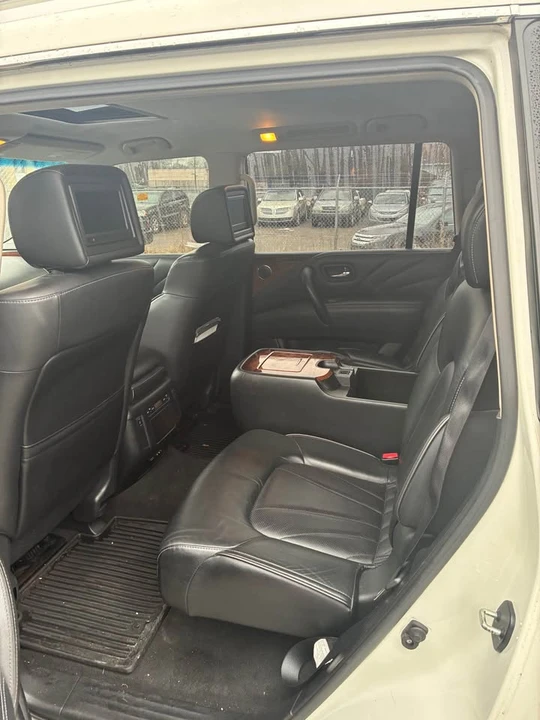 2016 Infiniti QX80 - Image 7 of 9