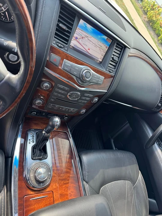 2016 Infiniti QX80 - Image 12 of 15