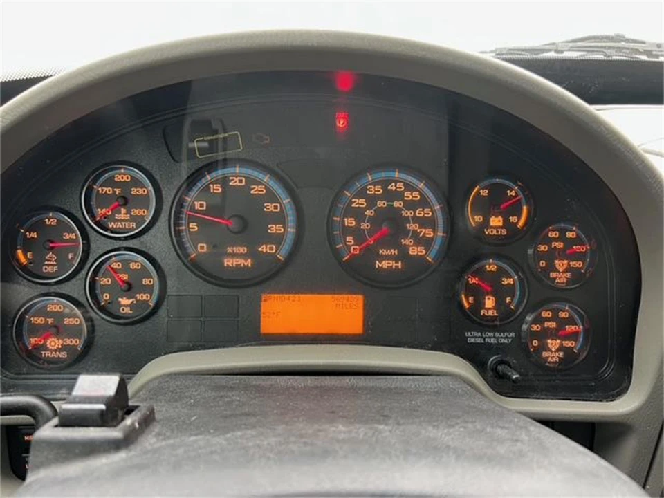 2016 International 4300 - Image 16 of 17
