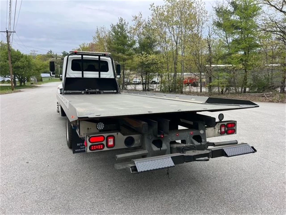 2016 International 4300 - Image 5 of 17