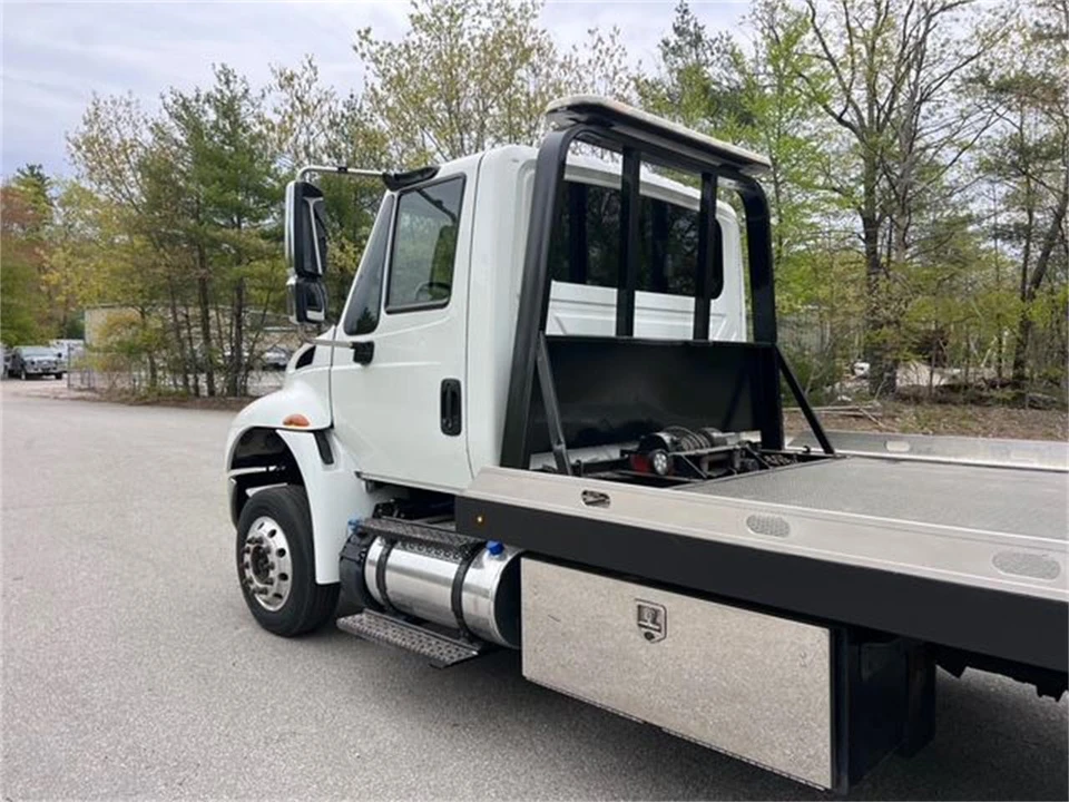 2016 International 4300 - Image 12 of 17