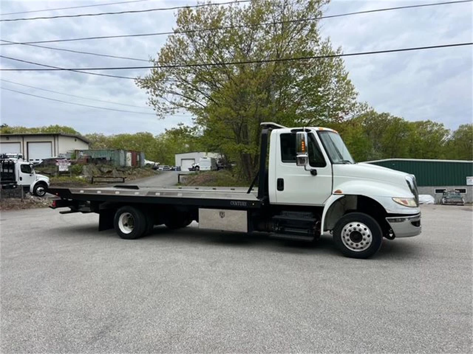 2016 International 4300 - Image 8 of 17