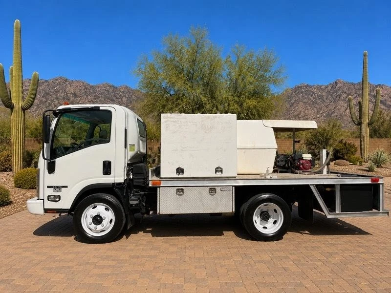 2016 Isuzu Elf - Image 6 of 28