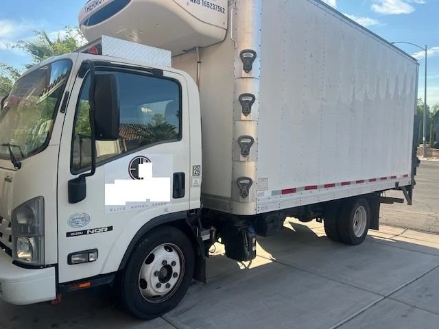 2016 Isuzu Elf - Image 6 of 21