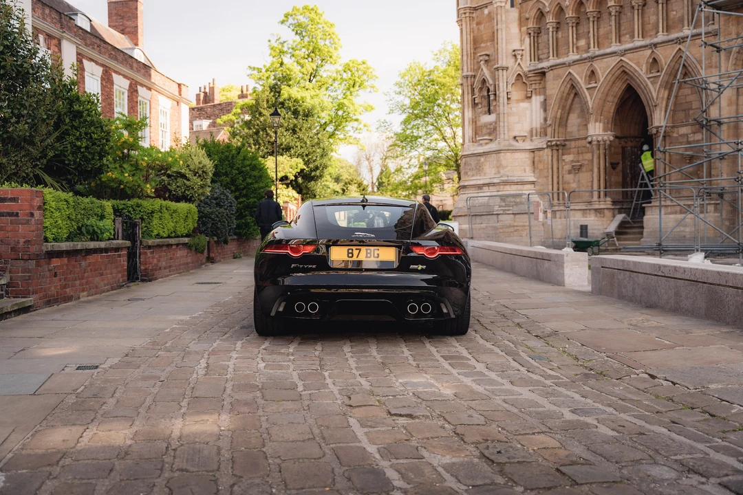 2016 Jaguar F-Type R 1st Gen - Image 7 of 31