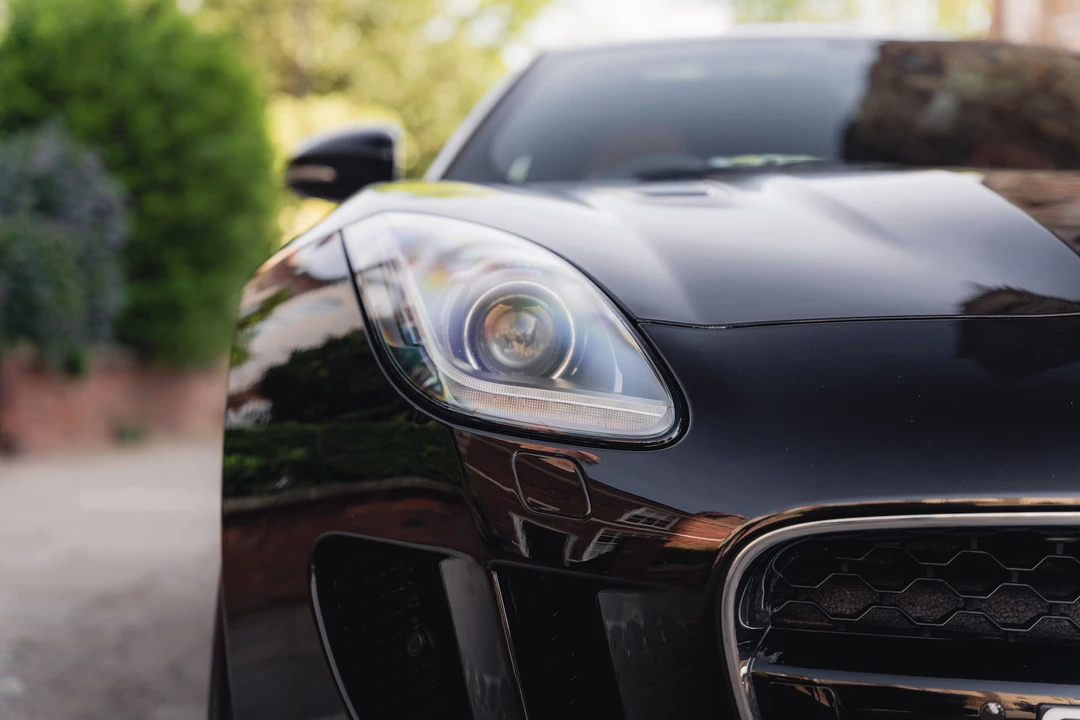 2016 Jaguar F-Type R 1st Gen - Image 25 of 31