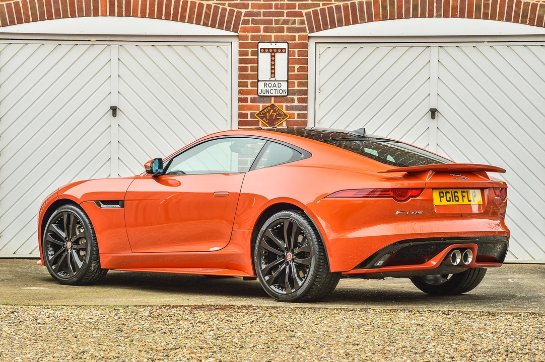 2016 Jaguar F-Type 1st Gen - Image 29 of 31