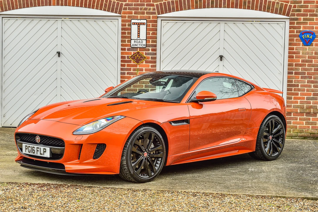 2016 Jaguar F-Type 1st Gen - Image 30 of 31