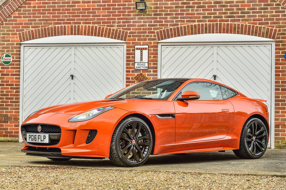 2016 Jaguar F-Type 1st Gen - Image 5 of 31