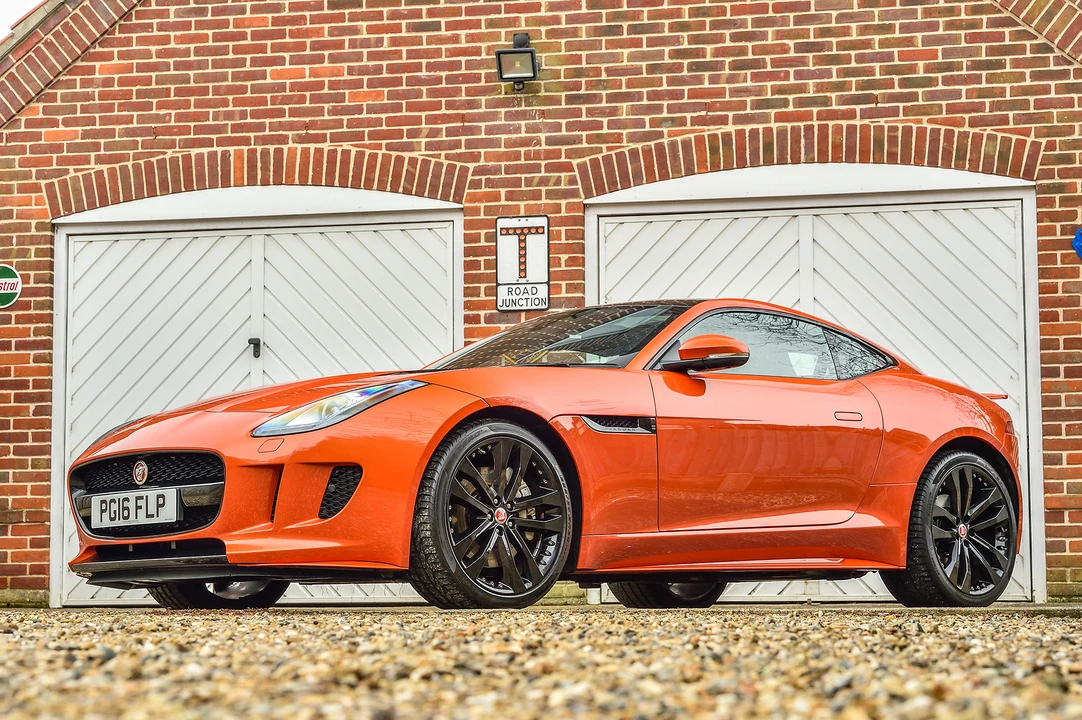 2016 Jaguar F-Type 1st Gen - Image 6 of 31
