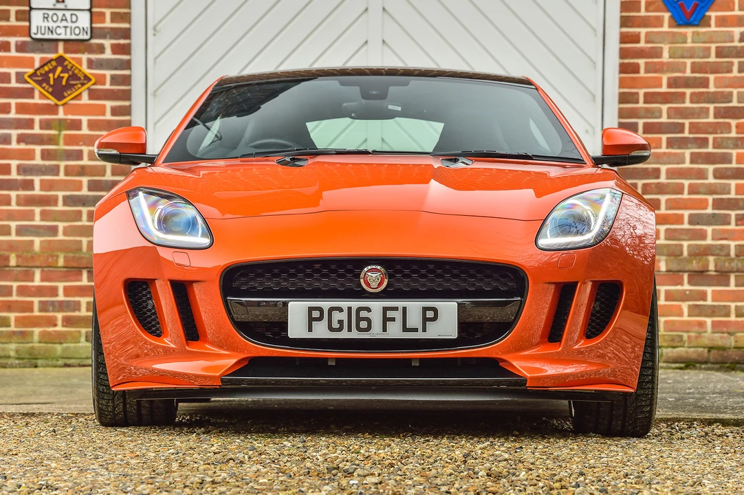 2016 Jaguar F-Type 1st Gen - Image 10 of 31