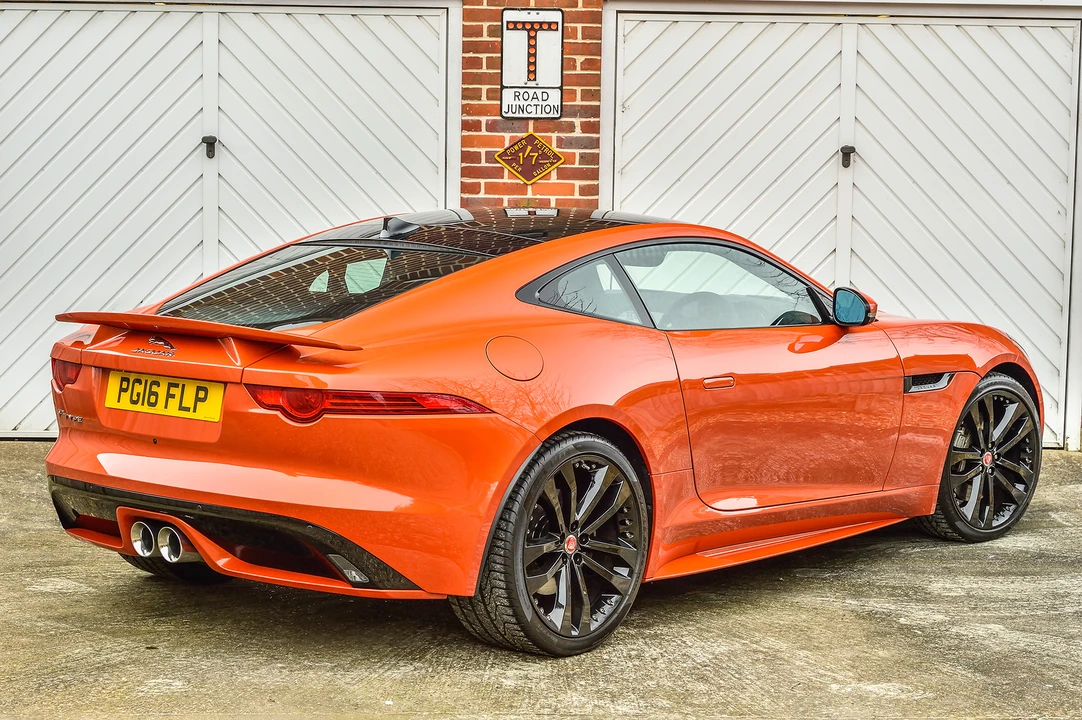 2016 Jaguar F-Type 1st Gen - Image 20 of 31