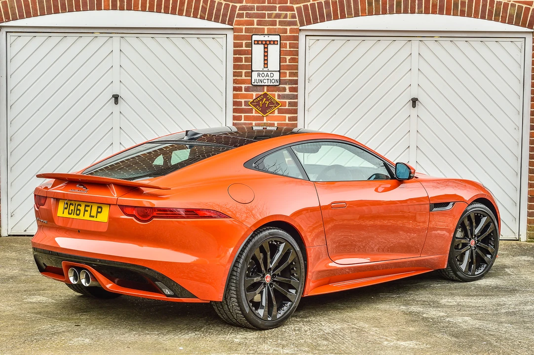 2016 Jaguar F-Type 1st Gen - Image 21 of 31
