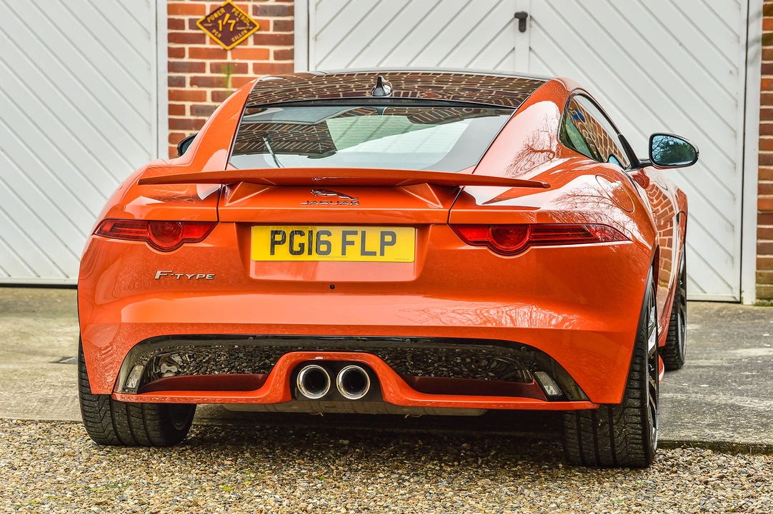 2016 Jaguar F-Type 1st Gen - Image 27 of 31