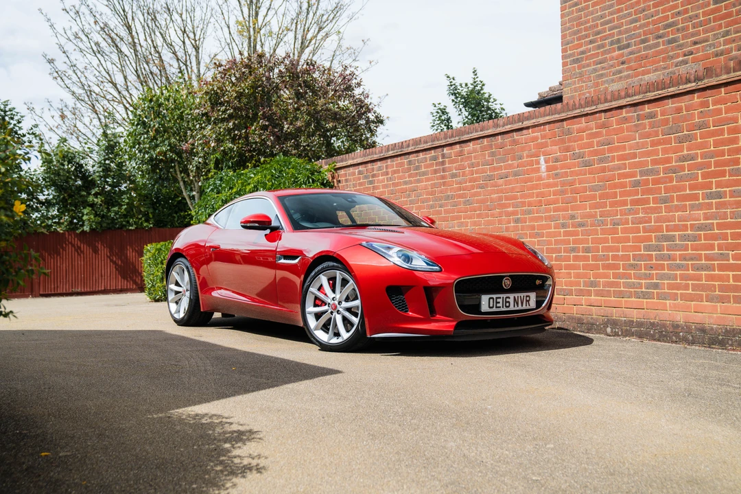 2016 Jaguar F-Type 1st Gen - Image 4 of 31