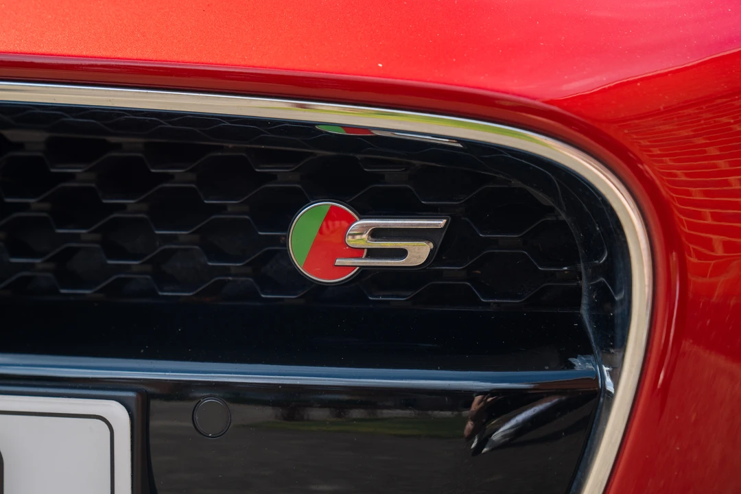 2016 Jaguar F-Type 1st Gen - Image 23 of 31