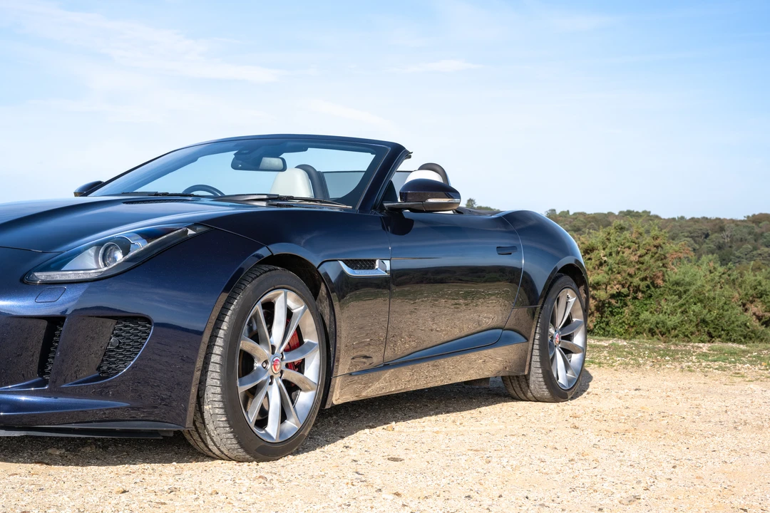 2016 Jaguar F-Type 1st Gen - Image 18 of 31
