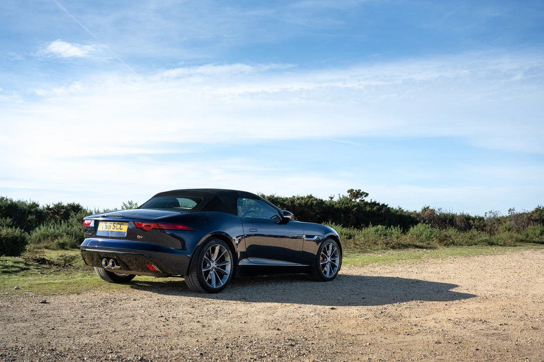 2016 Jaguar F-Type 1st Gen - Image 15 of 31