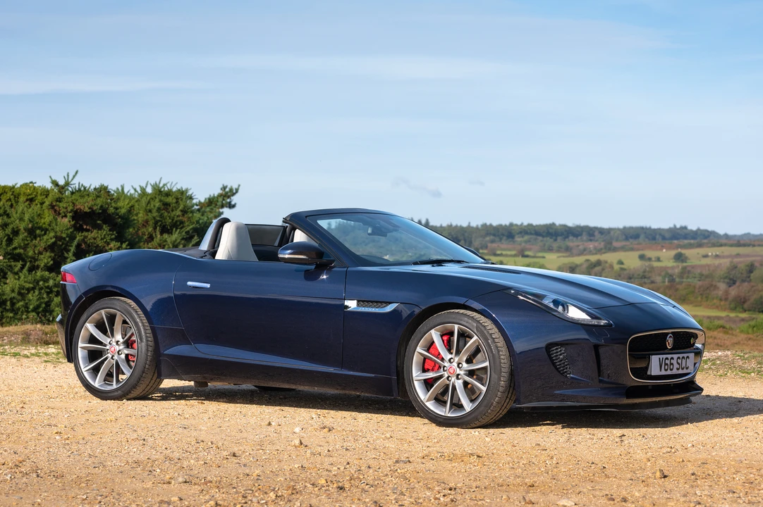 2016 Jaguar F-Type 1st Gen - Image 13 of 31
