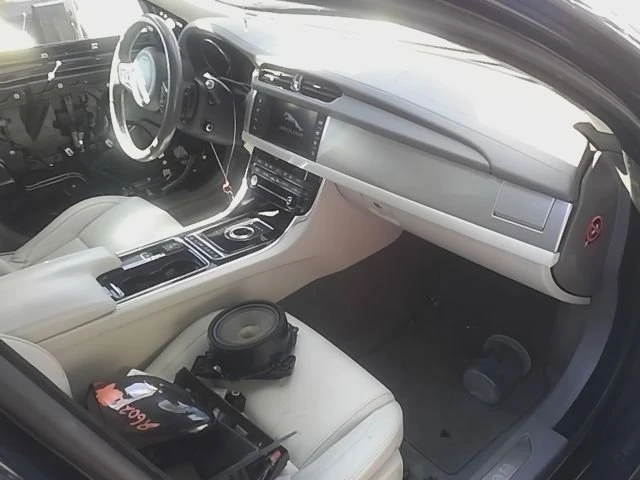 2016 Jaguar X260 XF - Image 5 of 8