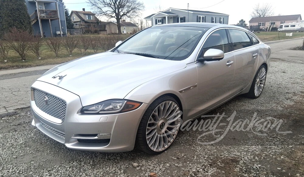 2016 Jaguar X351 XJ - Image 6 of 11
