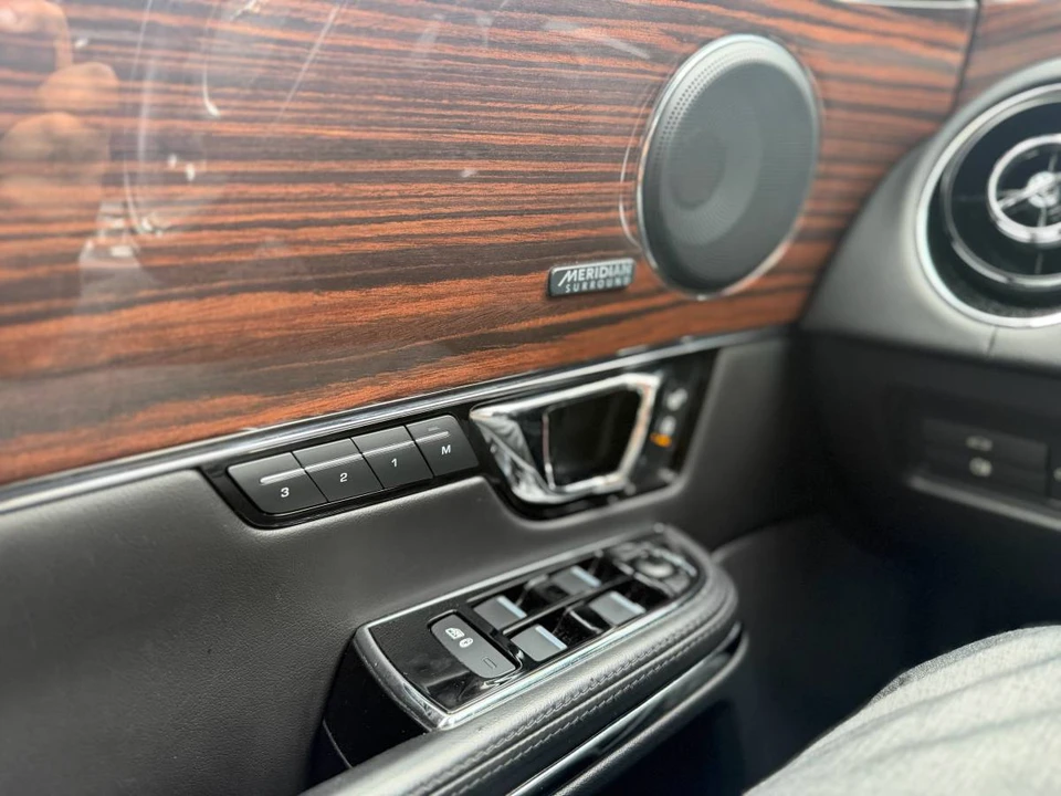 2016 Jaguar X351 XJR - Image 12 of 17