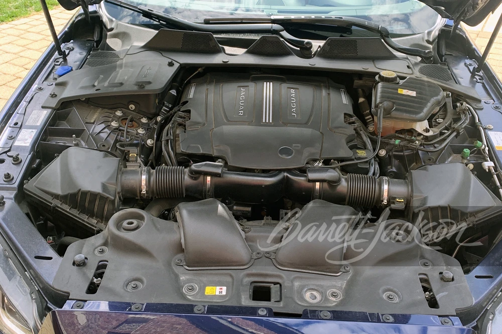 2016 Jaguar X351 XJR - Image 2 of 17
