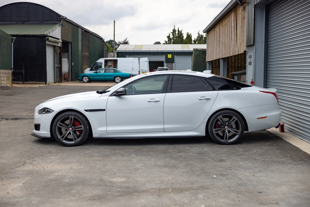 2016 Jaguar X351 XJR - Image 14 of 31