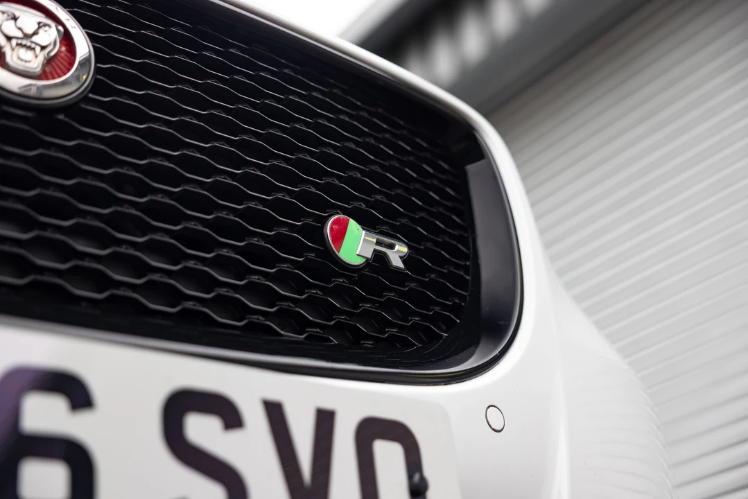 2016 Jaguar X351 XJR - Image 27 of 31
