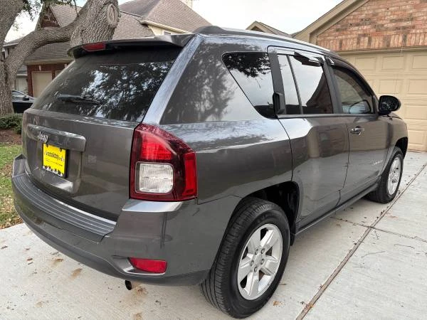 2016 Jeep Compass - Image 2 of 7
