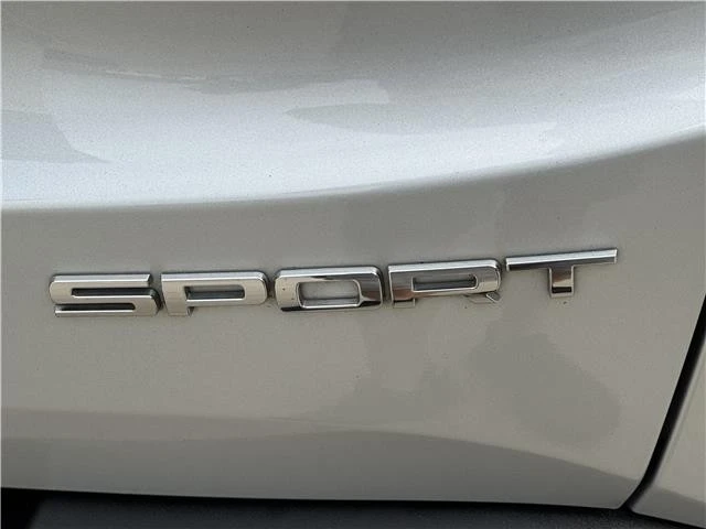 2016 Jeep Renegade - Image 14 of 21
