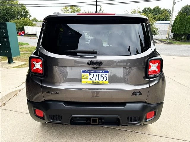 2016 Jeep Renegade - Image 4 of 21