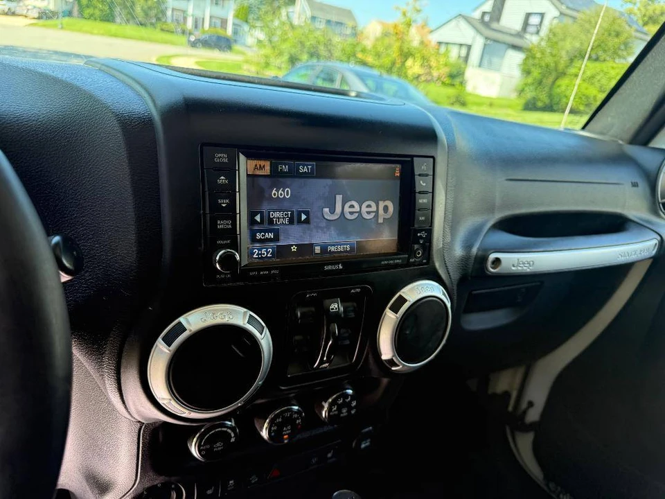 2016 Jeep JK Wrangler - Image 9 of 13