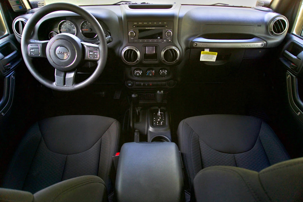 2016 Jeep JK Wrangler - Image 4 of 5