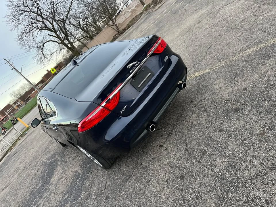 2016 Jaguar F-Pace - Image 4 of 17