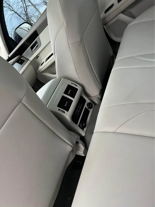 2016 Jaguar F-Pace - Image 14 of 17