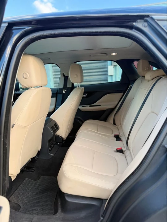 2016 Jaguar F-Pace - Image 9 of 9